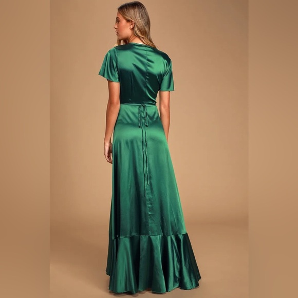 NWT Lulu’s Love Of Your Life Dark Green Satin Ruffled Wrap Maxi Dress sz XS - Picture 2 of 3